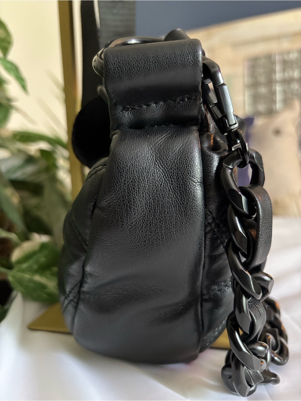 Steve Madden Black Quilted Shoulder Bag with Chain and Mini Pouch - Picture 6 of 13